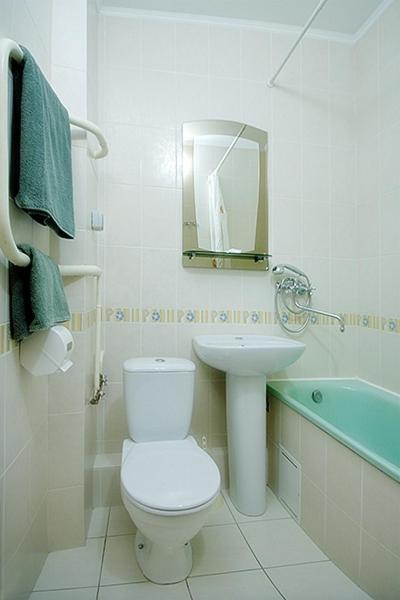 Profssoyuzny Hotel Tjernihiv Rum bild
