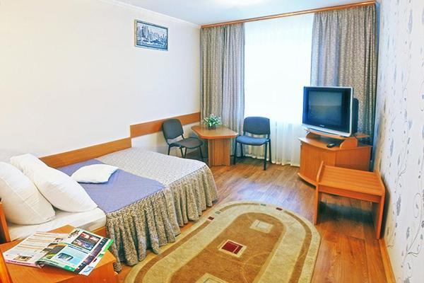 Profssoyuzny Hotel Tjernihiv Rum bild